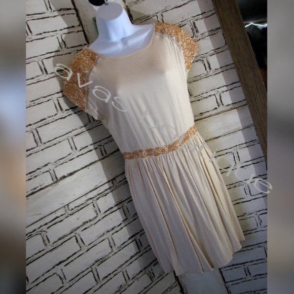 Ivory Midi Dress - Picture 1 of 2
